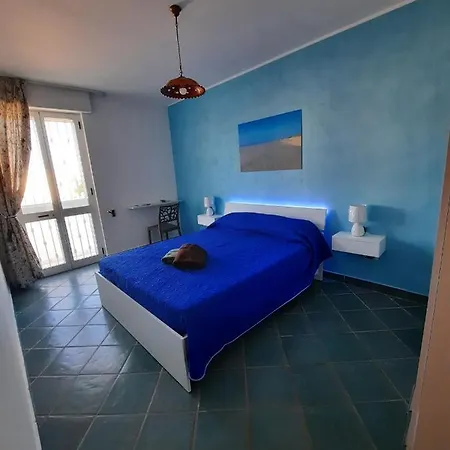 Fronte Mare Торре-Сан-Джованни-Удженто