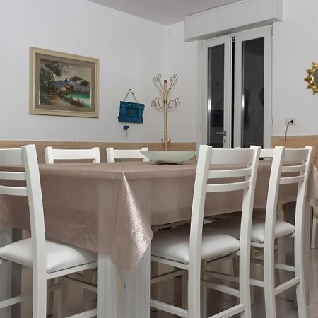 Fronte Mare Apartment *